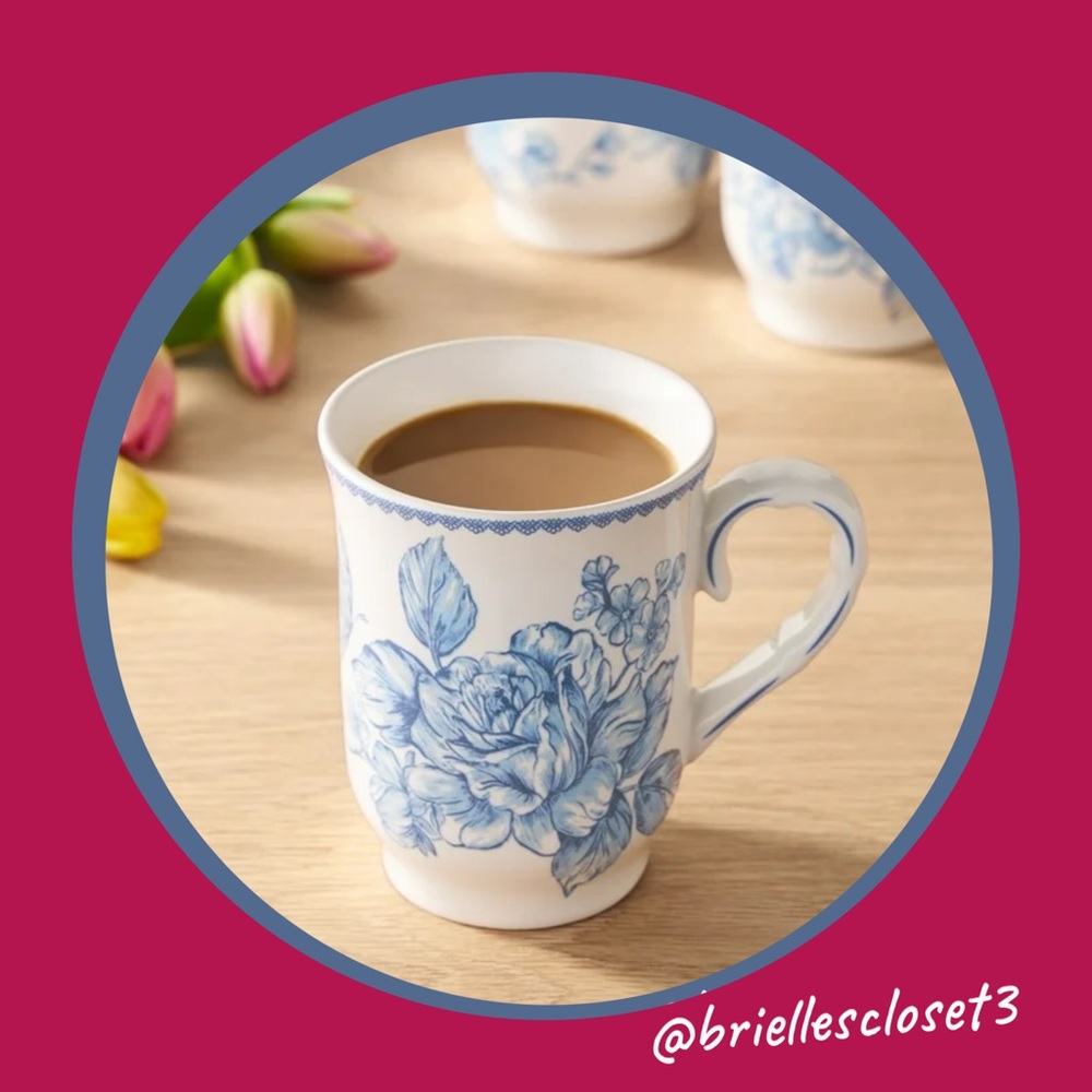 🌸 New The Pioneer Woman AGATHA Coffee Mug, 12 Ounces, Blue & White, Qty 1